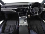 Audiのインテリアはエクステリア同様、優れたデザイン性とクオリティ、そして機能性を兼ね備えております。