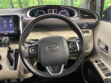 【ステアリングスイッチ】運転中、前方から目線をそらすことなく、オーディオ等の操作が可能な便利機能!安心&快適なドライブを演出してくれます♪