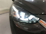 LEDヘッドライトです。デザイン性がよくとても明るいので、夜間の走行や悪天候でも安心です。しかも長寿命!