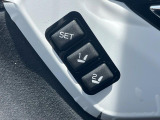 【メモリー機能付きパワーシート】ドライバーごとに設定したシート位置を記憶して、ボタン一つで切り替えできる便利な機能!運転する方が複数名いらっしゃるご家庭におすすめです♪