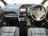 ヴォクシー 2.0 ZS 煌II 4WD 修復歴無し