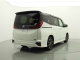 こちらの車両は、ご購入後も継続して安心メンテナンスを提供させていただく為、岐阜県内のお客様への販売・登録に限らせていただきます。
