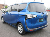 プライバシーガラスなので車内のエアコンの効きも違います!!