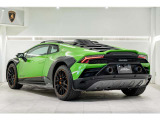 Orange CCB brakes calipersMatt Black Roof rails Style package - Grigio Titans mattSport seats (bi-shell) Cupholder and Smoker package (Apple CarPlay & Android Auto)Rear view camera