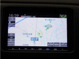 純正8インチプレミアムインターナビ(VXM-187VFEi)&バックカメラが装備されているので、普段の使い勝手もロングドライブも快適です。