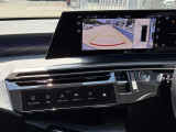 Apple CarPlay、Android Auto 対応。スマホを接続するとタッチスクリーン上でマップ、通話、メッセージ、ミュージックなどのアプリをスマホ同様に操作できるミラースクリーン機能搭載