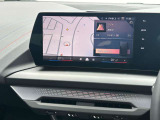 BMW/MINIを熟知したメカニックによる100項目の点検・整備を行います。不具合箇所、交換時期に達している部品に関しましては、全て当社負担で交換してからのご納車となります。
