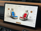 【14ウェイ電動フロントシート(ヒーター、クーラー、メモリ、4ウェイマニュアルヘッドレスト付)】季節を問わず快適なドライブができるようヒーターが搭載されております。