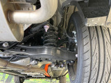 お車を安心してお乗りいただく為には、足回りの定期点検が欠かせません。サービスサポート(有償保証)では無料点検もご提供しており、安心のカーライフをお過ごしいただけるサポート体制が整っています。