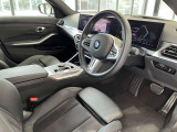 ≪駆け抜ける歓び≫ ≪Freude am Fahren≫