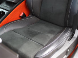 ◆LIBERALAは、輸入車選びの新たなスタイルを提案するインポート・セレクト・ブランドです。オーナー様となる方がクルマから直接感じる感性を第一にした、最良の一台との出会いをコーディネートいたします。