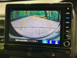 【バックカメラ】駐車時に後方がリアルタイム映像で確認できます。大型商業施設や立体駐車場での駐車時や、夜間のバック時に大活躍!運転スキルに関わらず、今や必須となった装備のひとつです!