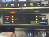 【シートヒーター&ベンチレーション】夏場は涼しい風でお尻や背中の熱やムレを防ぎ、冬はエアコンよりも早く温まってポカポカに!季節を問わず快適に過ごせます。