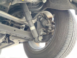お車を安心してお乗りいただく為には、足回りの定期点検が欠かせません。サービスサポート(有償保証)では無料点検もご提供しており、安心のカーライフをお過ごしいただけるサポート体制が整っています。