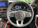 【ステアリングスイッチ】運転中、前方から目線をそらすことなく、オーディオ等の操作が可能な便利機能!安心&快適なドライブを演出してくれます♪