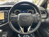 【純正革巻きステアリング】上質な革を使用することで、手にしっかり馴染みとても運転しやすいハンドルです♪
