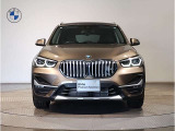 【キドニーグリル】BMWは約90年もの間、ほぼ全ての車両にひと目でBMWだと分かるこの特徴的なフロントグリルが備えられ、デザイン・アイコンとして親しまれてきました。