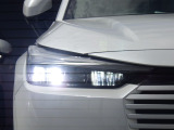 ★LEDヘッドライト搭載★ 白っぽく光る明るく省電力なLEDライト!先進的な白い輝きでフロントフェースを引き締めます☆