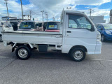 整備工場、車検場、板金工場、全て自社完備しております。アフターサービスもお任せください!