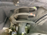 お車を安心してお乗りいただく為には、足回りの定期点検が欠かせません。サービスサポート(有償保証)では無料点検もご提供しており、安心のカーライフをお過ごしいただけるサポート体制が整っています。