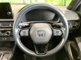 【純正革巻きステアリング】上質な革を使用することで、手にしっかり馴染みとても運転しやすいハンドルです♪