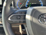ステアリングスイッチ付きで運転中、前方から目線をそらすことなく、オーディオ等の操作が可能です!
