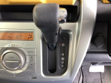 シンプルでとても使いやすいインパネシフトです。