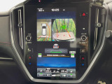 【マルチテレインモニター】車のフロントやサイドのカメラ画像を同時にモニター表示することで、悪路や狭い道を走行時でも周囲の状況確認ができ安心!本格SUVにうれしい装備です♪