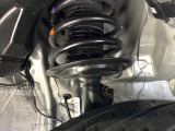 お車を安心してお乗りいただく為には、足回りの定期点検が欠かせません。サービスサポート(有償保証)では無料点検もご提供しており、安心のカーライフをお過ごしいただけるサポート体制が整っています。