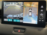 【マルチビューカメラシステム】専用のカメラにより、上から見下ろしたような視点で360度クルマの周囲を確認することができます☆死角部分も確認しやすく、狭い場所での切り返しや駐車もスムーズに行えます。