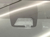 【トヨタセーフティセンス】走行中に前方の車両等を認識し、衝突しそうな時は警報とブレーキで衝突回避と被害軽減をアシスト。より安全にドライブをお楽しみいただけます。