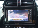 バックガイドモニターで、後方を確認しながら安心して駐車することができます。運転初心者も熟練者も必須の機能ですよ!