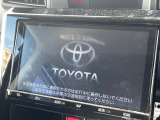 【大画面ナビ】人気の大型9インチナビを装備。存在感のある大画面はインパクト大!ナビ利用時のマップ表示は見やすく、テレビやDVDは臨場感がアップ!いつものドライブがグッと楽しくなります♪