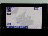 ディスプレイオーディオを装備。スマホとクルマをつなぐことで、これまでのナビに加えて、いろんなサービスが楽しめます