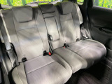 コンパクトカーですが、セカンドシートは十分な広さがあり快適にお乗りいただけます♪シートを倒して大きな荷物を積んだりと、用途の幅が広い1台です。