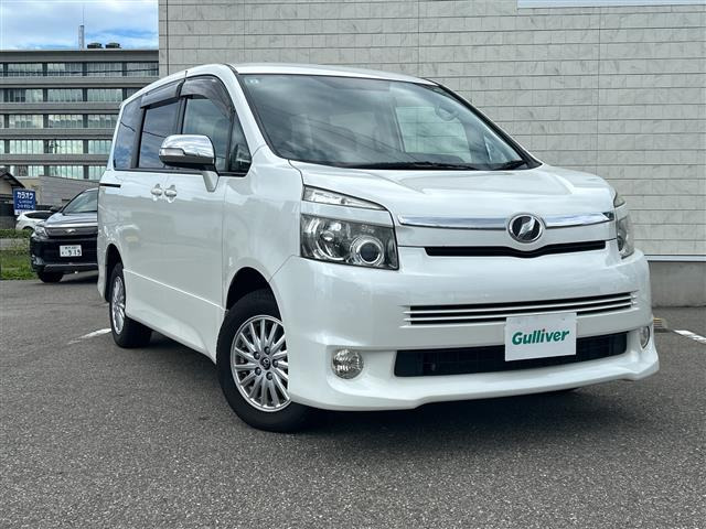 ヴォクシー 2.0 ZS 4WD 修復歴無し