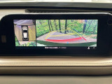【360&deg;ビューモニター】専用のカメラにより、上から見下ろしたような視点で360度クルマの周囲を確認することができます☆死角部分も確認しやすく、狭い場所での切り返しや駐車もスムーズに行えます。