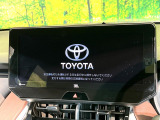 【12.3インチワイドナビ】高級感とインパクトのある大型ワイドナビを装備。各種オーディオ操作はもちろん、横長ワイド画面でのマップ2分割表示など、利便性も高いナビです♪