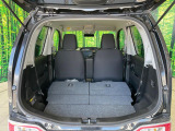 普段のお買い物や通勤、送迎等に十分な荷室スペースを確保しております。セカンドシートを倒すと、大きな荷物の積載も可能です♪