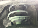お車を安心してお乗りいただく為には、足回りの定期点検が欠かせません。サービスサポート(有償保証)では無料点検もご提供しており、安心のカーライフをお過ごしいただけるサポート体制が整っています。