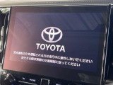 【メーカー純正ナビ】インテリアに溶け込むスタイリッシュな「専用設計」メーカーナビを装備♪視認性や操作性など基本性能にも優れ、より上質なカーライフをお楽しみいただけます。