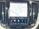 ●Apple Car Play:スマホとの有線接続で、ナビ・オーディオ再生などスマホのアプリ機能が画面でも使える便利機能です!