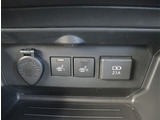 弊社でお車をご購入頂いたお客様は、一部車種を除いて【オイル交換永久無料】となっております。※詳細はスタッフまでお問合せ下さい。
