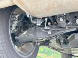 お車を安心してお乗りいただく為には、足回りの定期点検が欠かせません。サービスサポート(有償保証)では無料点検もご提供しており、安心のカーライフをお過ごしいただけるサポート体制が整っています。