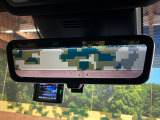 【デジタルインナーミラー】後席の大きな荷物や同乗者で後方が確認しづらい時でも安心!カメラが撮影した車両後方の映像をルームミラー内に表示。クリアな視界で状況の確認が可能です!