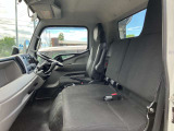 認定整備工場完備! 納車整備からアフターフォローまでお任せください 車検整備、ETC等の用品取付もお任せください