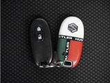 ◆スマートキー◆カギをバッグやポケットに入れたままでもドアロックの開閉ができる『スマートキー』付き!雨天や暗くなってもカギを取り出す必要がなくドアの開錠&エンジンも始動できます
