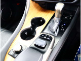 弊社でお車をご購入頂いたお客様は、一部車種を除いて【オイル交換永久無料】となっております。※詳細はスタッフまでお問合せ下さい。