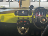 ご覧いただきありがとうございます。当店はショールーム内と屋外展示場に選りすぐりのFIAT・ABARTH・Alfaromeoの正規認定中古車を展示しており、在庫車両はできる限り多く撮影、掲載してご案内しております。