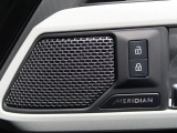 MERIDIANは英国のプレミアムオーディオブランドです。重低音から高音域までしっかりと再現でき、コンサートのような臨場感溢れる音響空間を実現します。どうぞ店頭にてご体感ください。